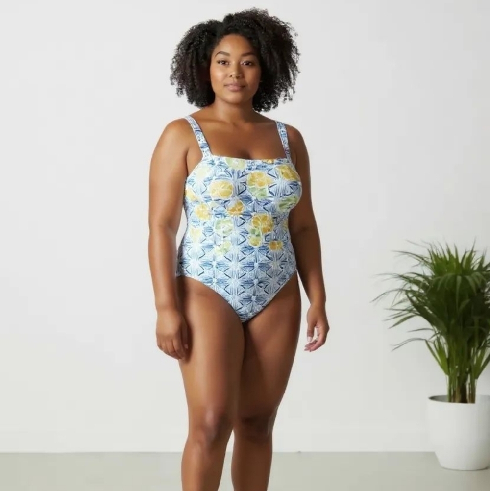 Lands End 20W Lemon Blue and Yellow Women's One Piece Swimsuit